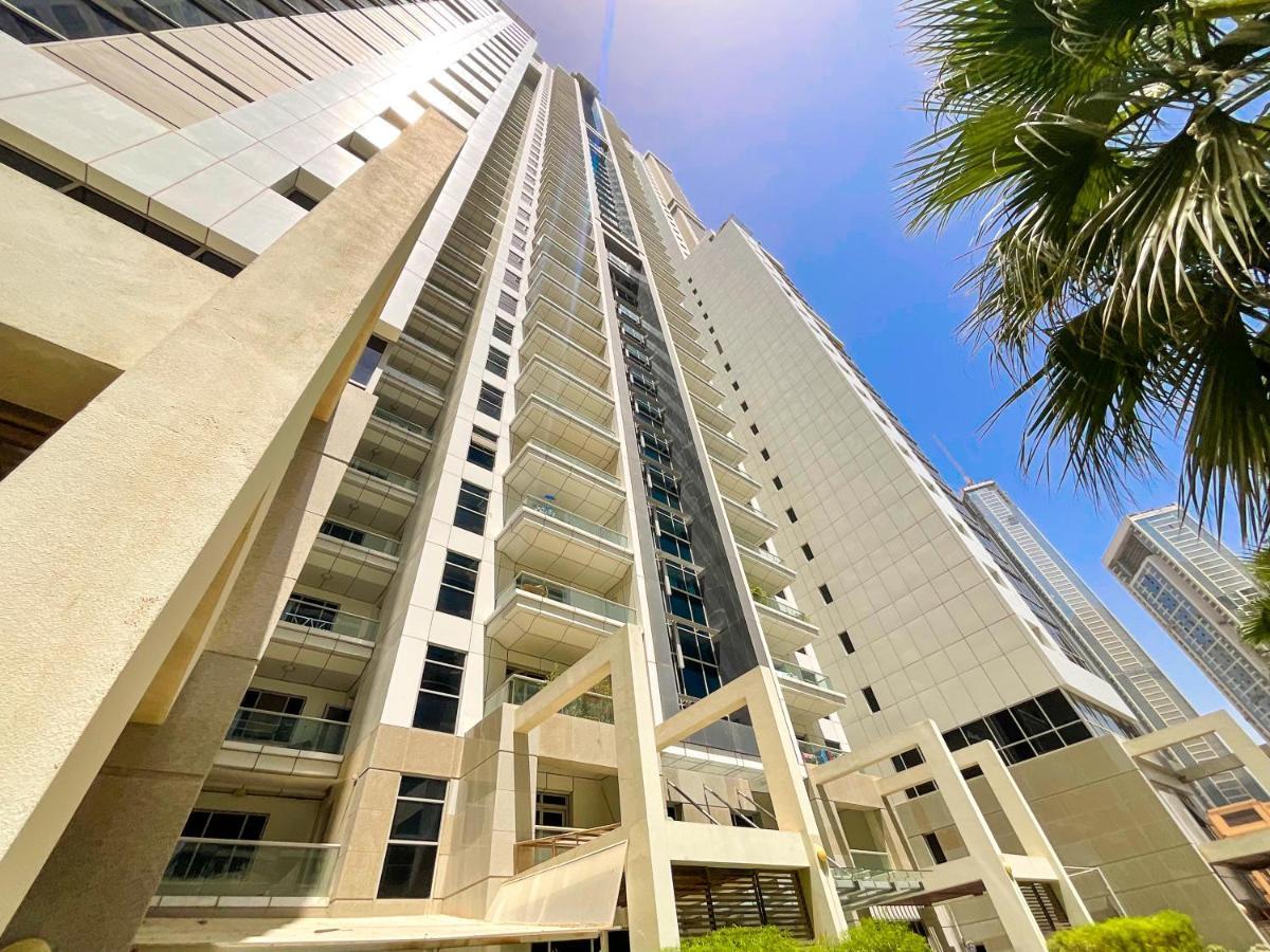 Higuests - Roomy Apt With Infinity Pool Close To Burj Khalifa Dubái Exterior foto