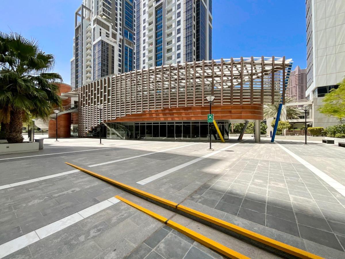 Higuests - Roomy Apt With Infinity Pool Close To Burj Khalifa Dubái Exterior foto
